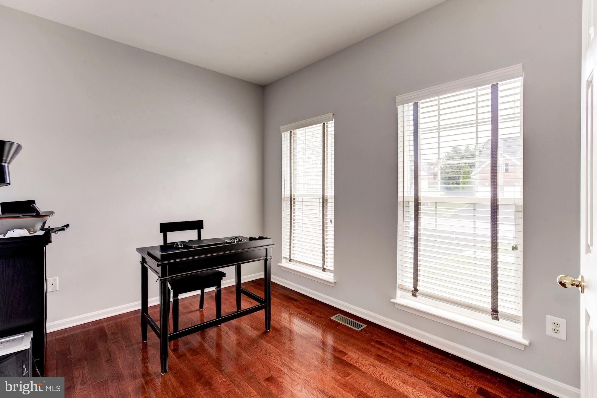 14221 Golden Hook Road Boyds, MD 20841 - Photo 17 of 36 Gallery Image 17