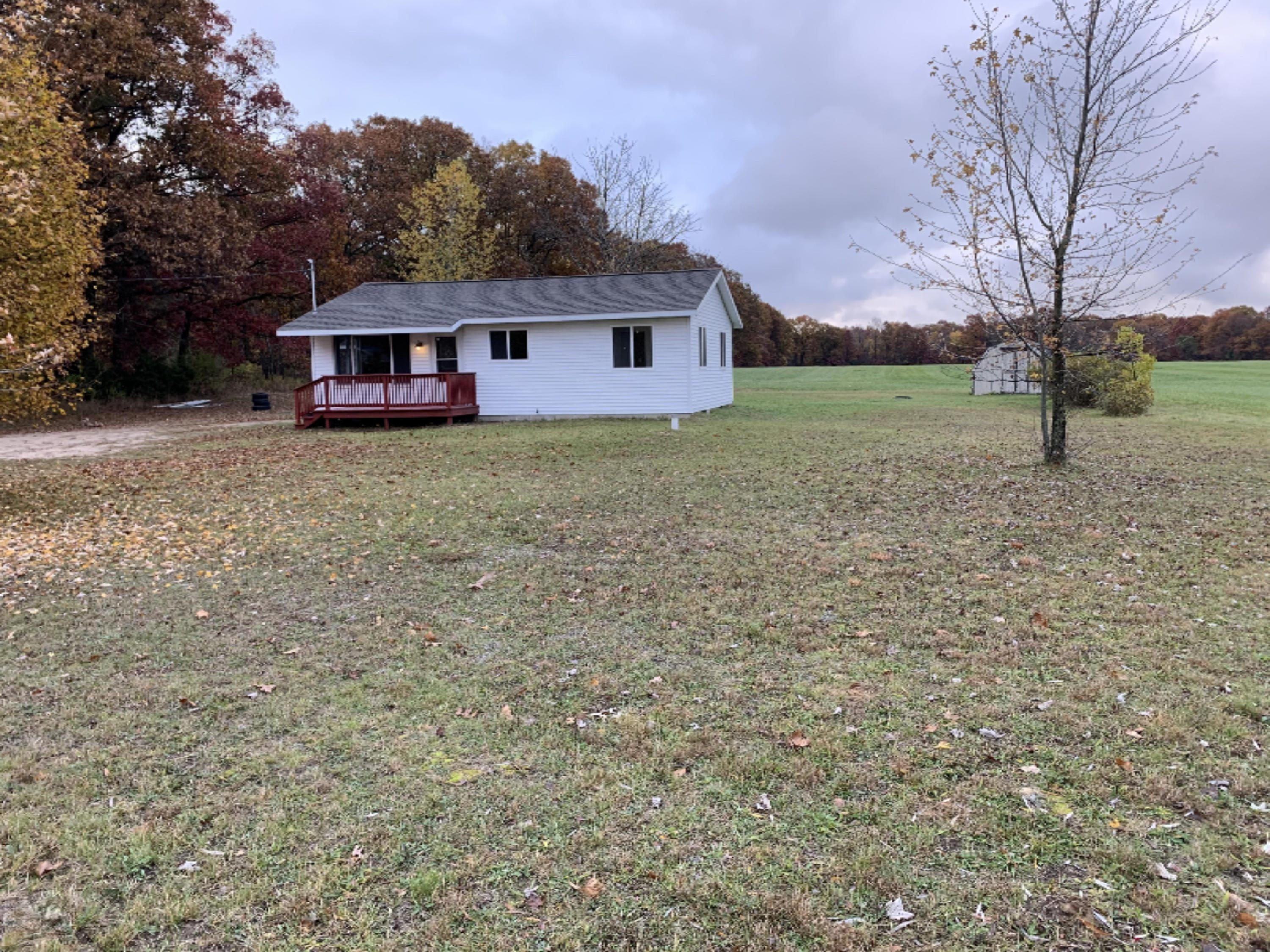 5990 Whites Bridge Road Belding, MI 48809 - Photo 6 of 18 IMG_0746