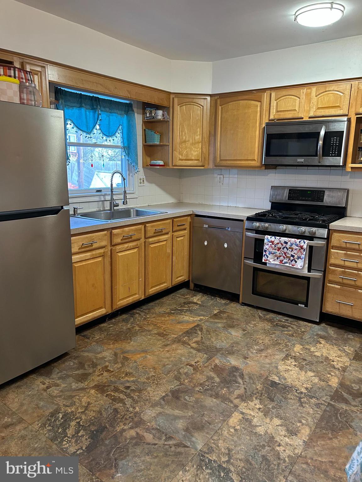 2605 Horsham Road Hatboro, PA 19040 - Photo 5 of 17