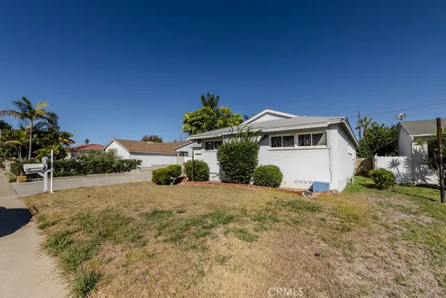 $1,000,000 | 690 Capital Street, Costa Mesa, CA 92627