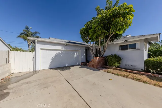 $1,000,000 | 690 Capital Street, Costa Mesa, CA 92627