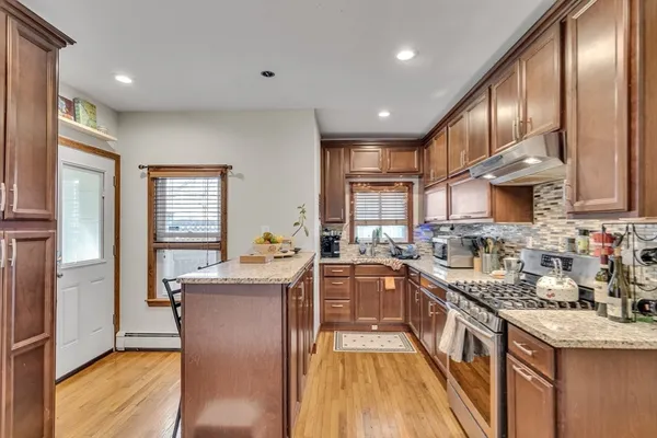$1,595,000 | 34 Summer Street, Somerville, MA 02143