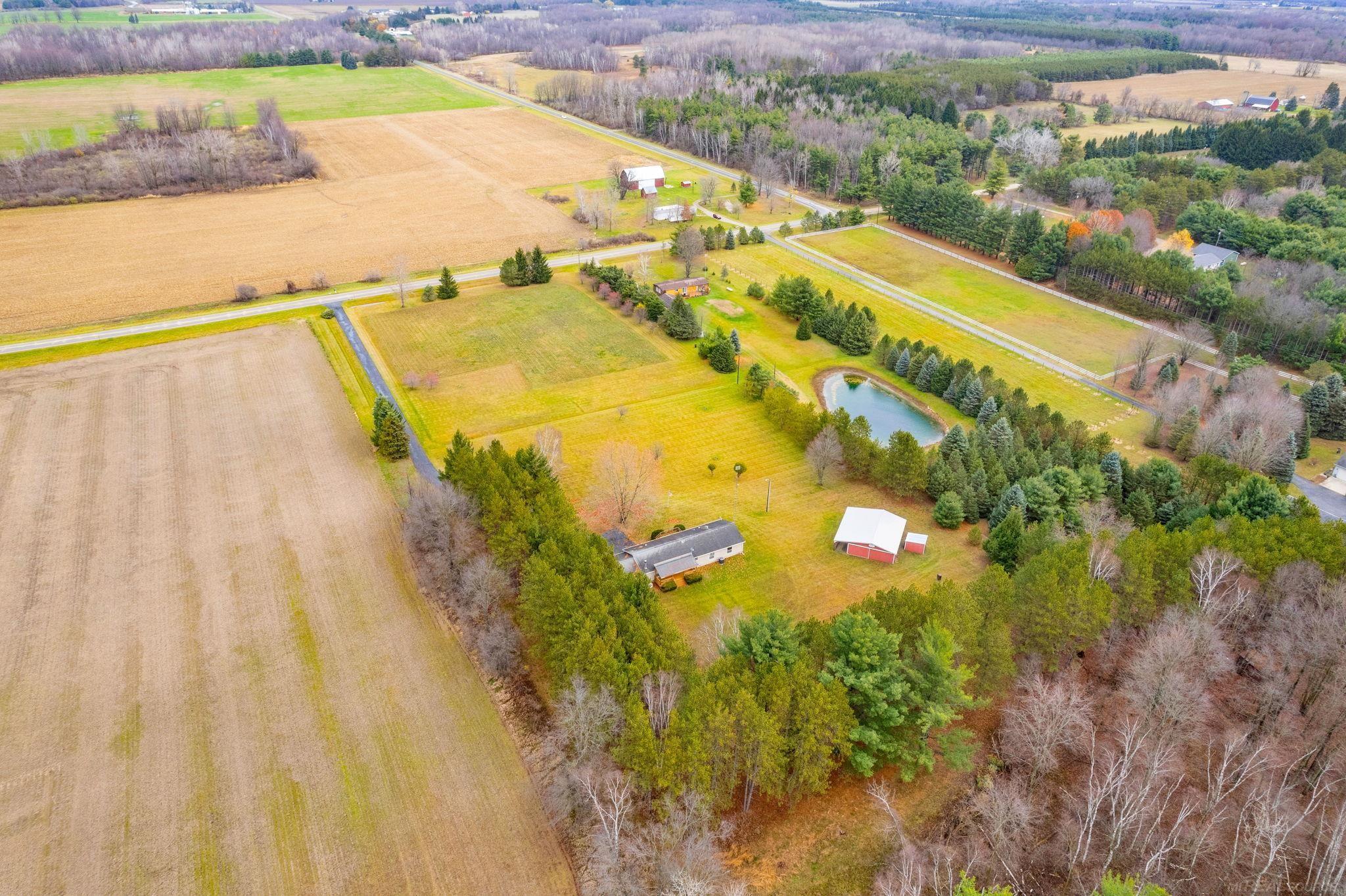 2430 East Marlette Road Applegate, MI 48401 - Photo 49 of 60 50162074-723db001-21b2-4653-90bc-2bc042135803.JPG