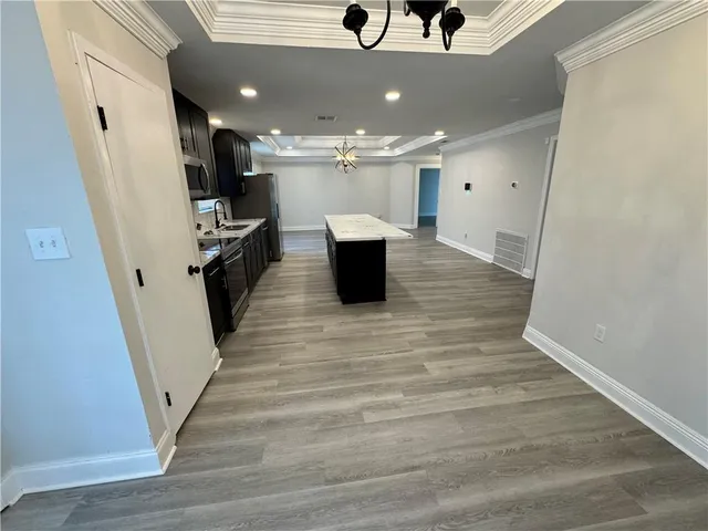 $2,075 | 3740 Clover Lane, Harvey, LA 70058