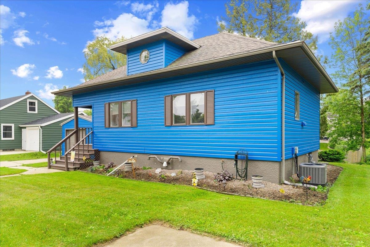 710 Center Street Kewaunee, WI 54216 - Photo 49 of 59