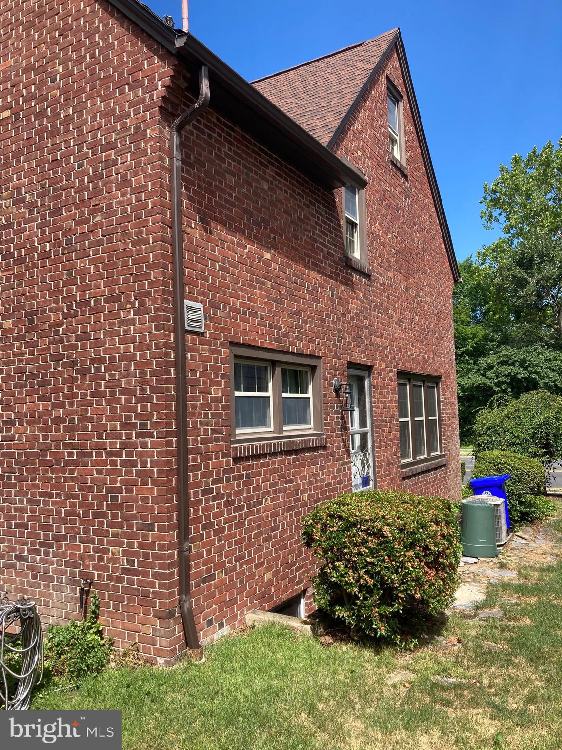 822 Old Wyomissing Road Reading, PA 19611 - Photo 31 of 33 east side