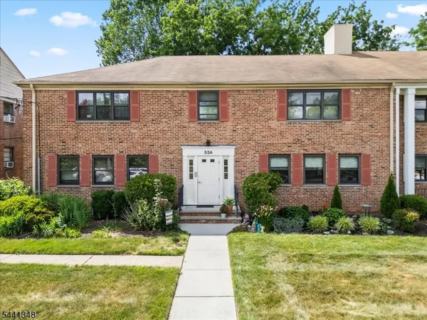 $310,000 | 53 Sandra Circle, Unit 2, Westfield, NJ 07090