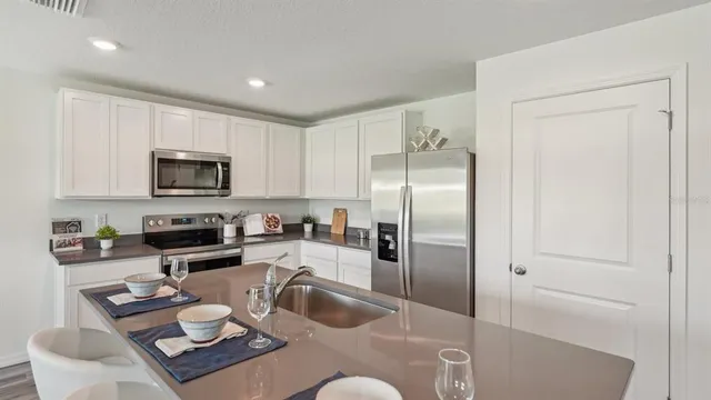 $281,990 | 4650 Parkview Lane, Wildwood, FL 34785