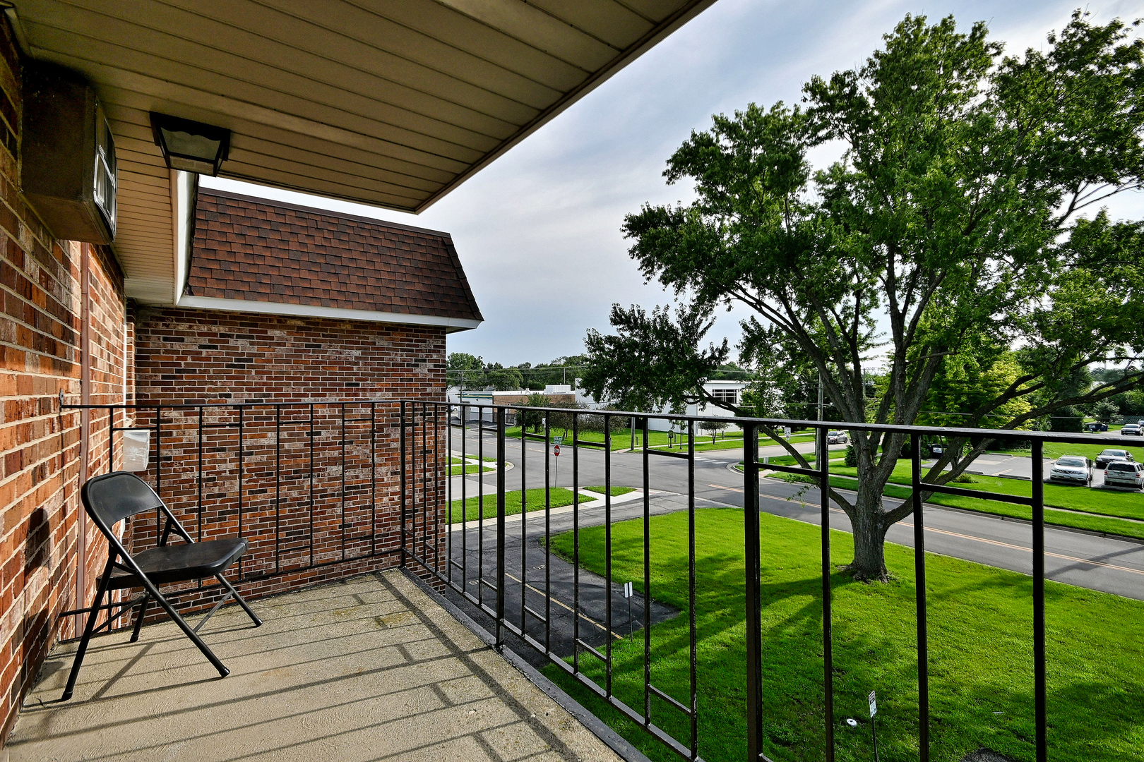 850 South Lorraine Road, Unit 3E Wheaton, IL 60189 - Photo 20 of 26 Gallery Image 20