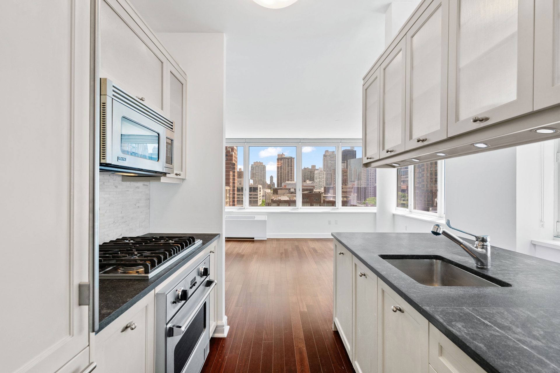 80 Riverside Boulevard, Unit 15E Manhattan, NY 10069 - Photo 5 of 24