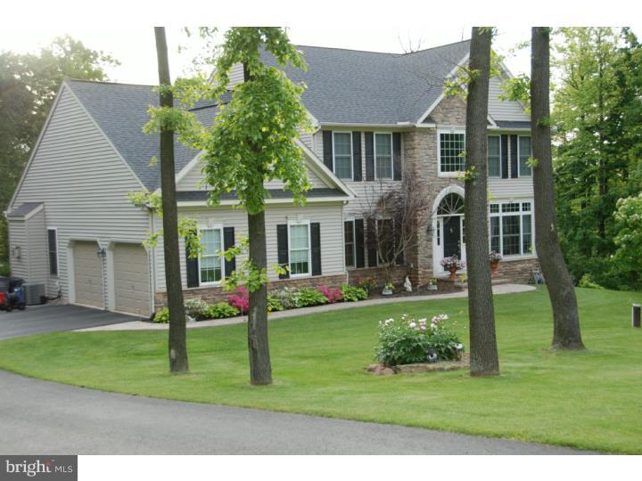 122 Kane Road Morgantown, PA 19543 - Photo 2 of 25 Gallery Image 2