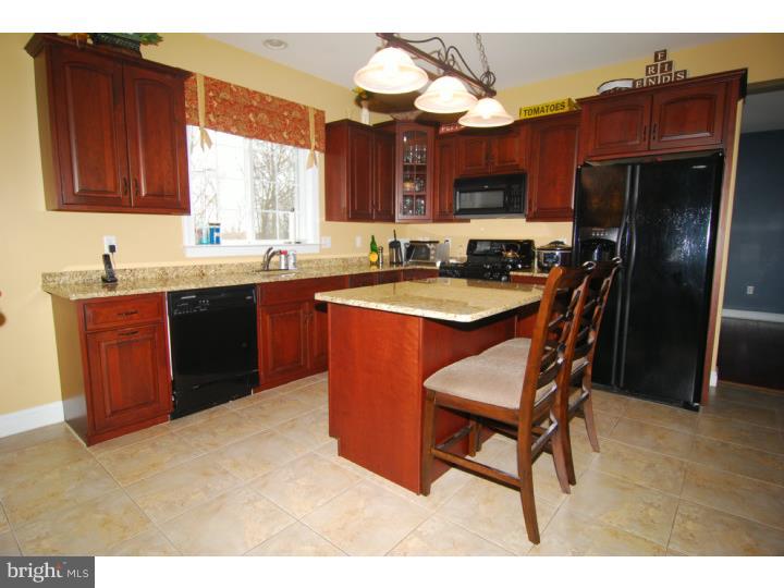 122 Kane Road Morgantown, PA 19543 - Photo 5 of 25 Gallery Image 5
