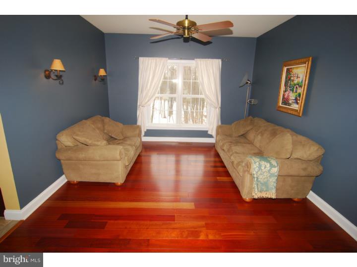 122 Kane Road Morgantown, PA 19543 - Photo 10 of 25 Gallery Image 10