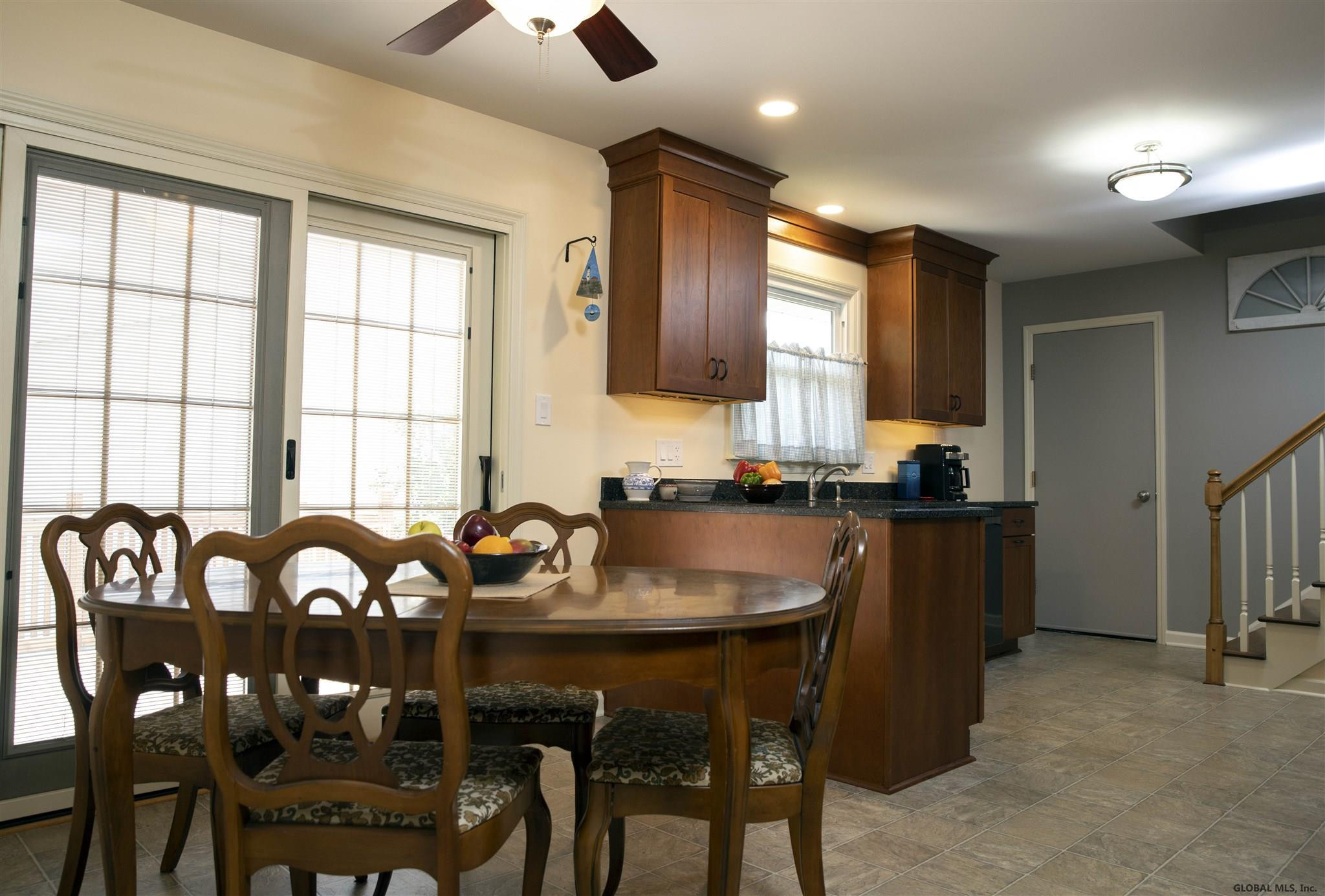 39 Pitch Pine Road Albany, NY 12203 - Photo 8 of 36 Photo 8