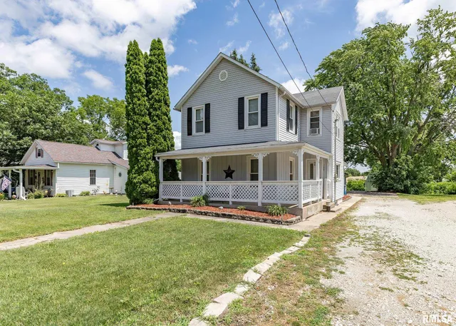 $129,000 | 108 North Poplar Street, Cambridge, IL 61238