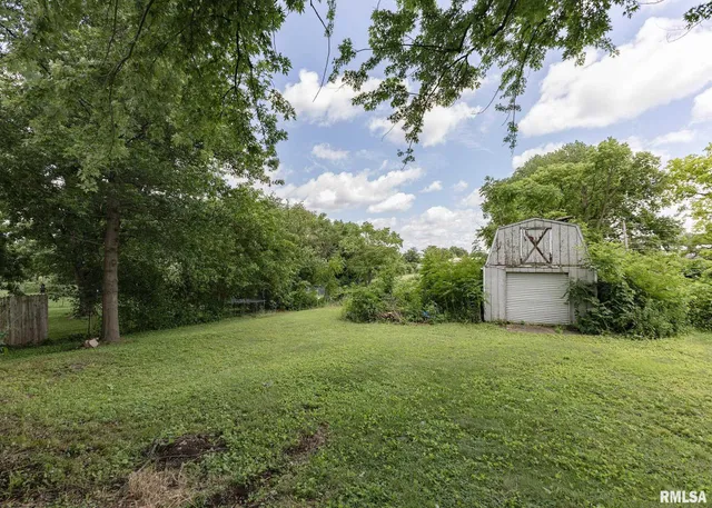 $129,000 | 108 North Poplar Street, Cambridge, IL 61238