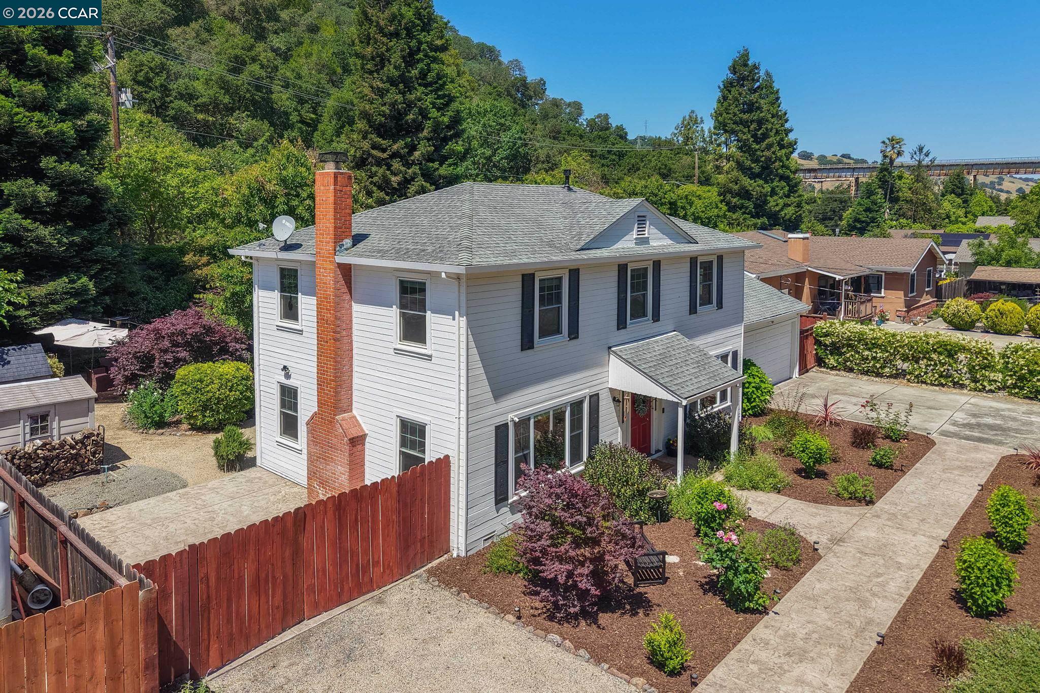 4510 Haag Road Martinez, CA 94553 - Photo 3 of 47