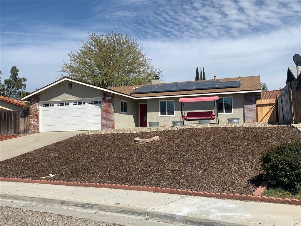 829 Hogan Place Paso Robles, CA 93446 - Photo 4 of 31