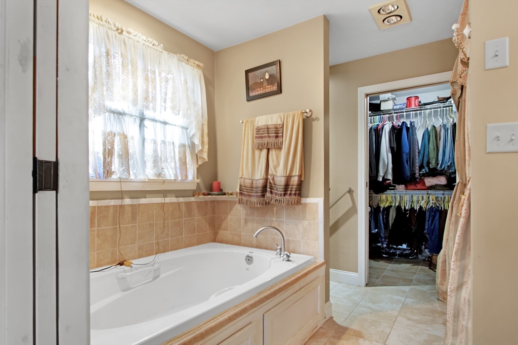 770 Podunk Road East Brookfield, MA 01515 - Photo 24 of 42