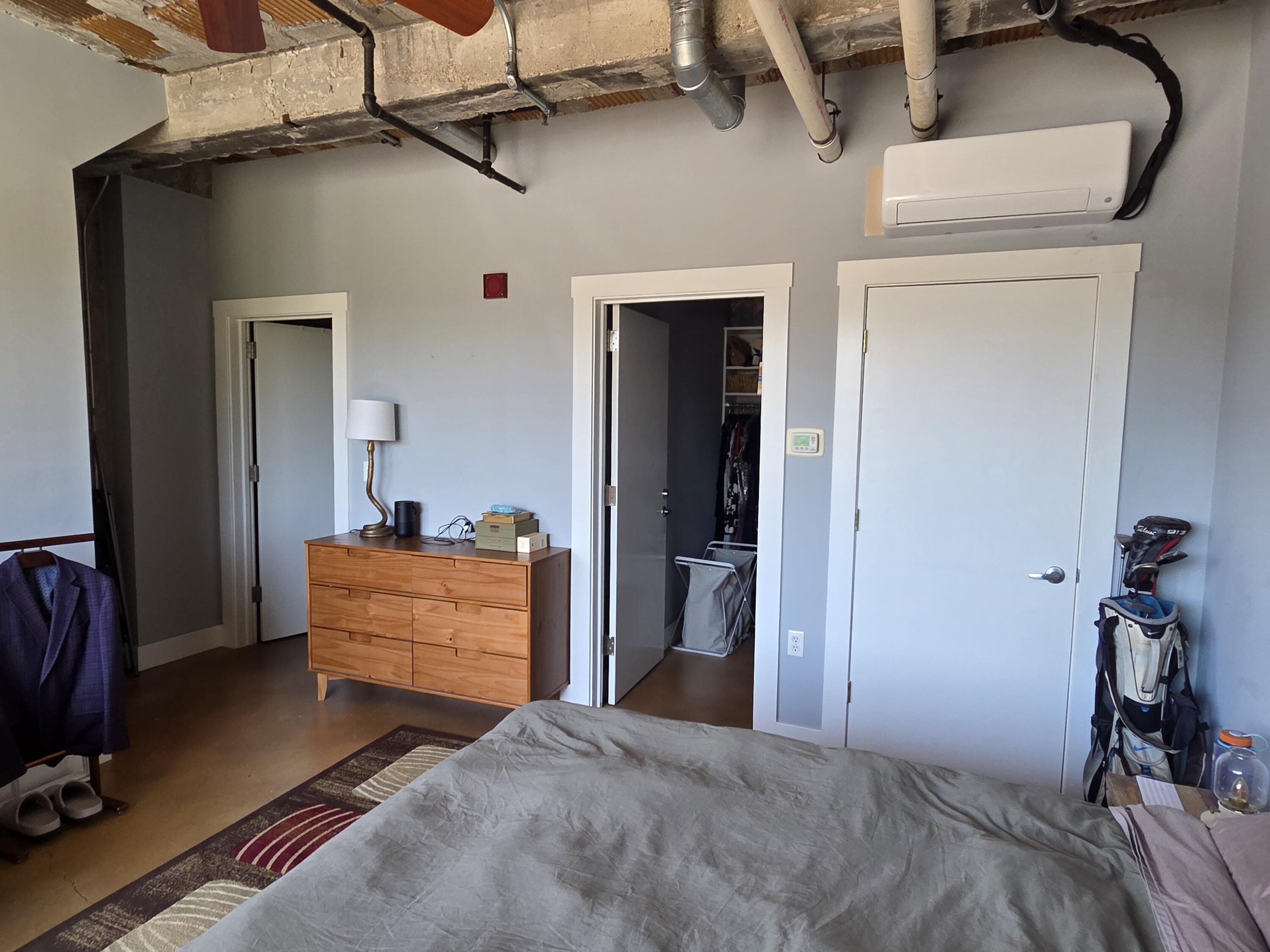 2915 John R Street, Unit 211 Detroit, MI 48201 - Photo 18 of 25 IMG_1896