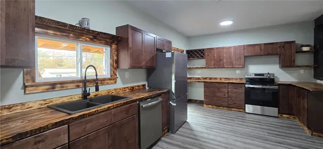 $219,000 | 261 Elmira Street, Troy, PA 16947