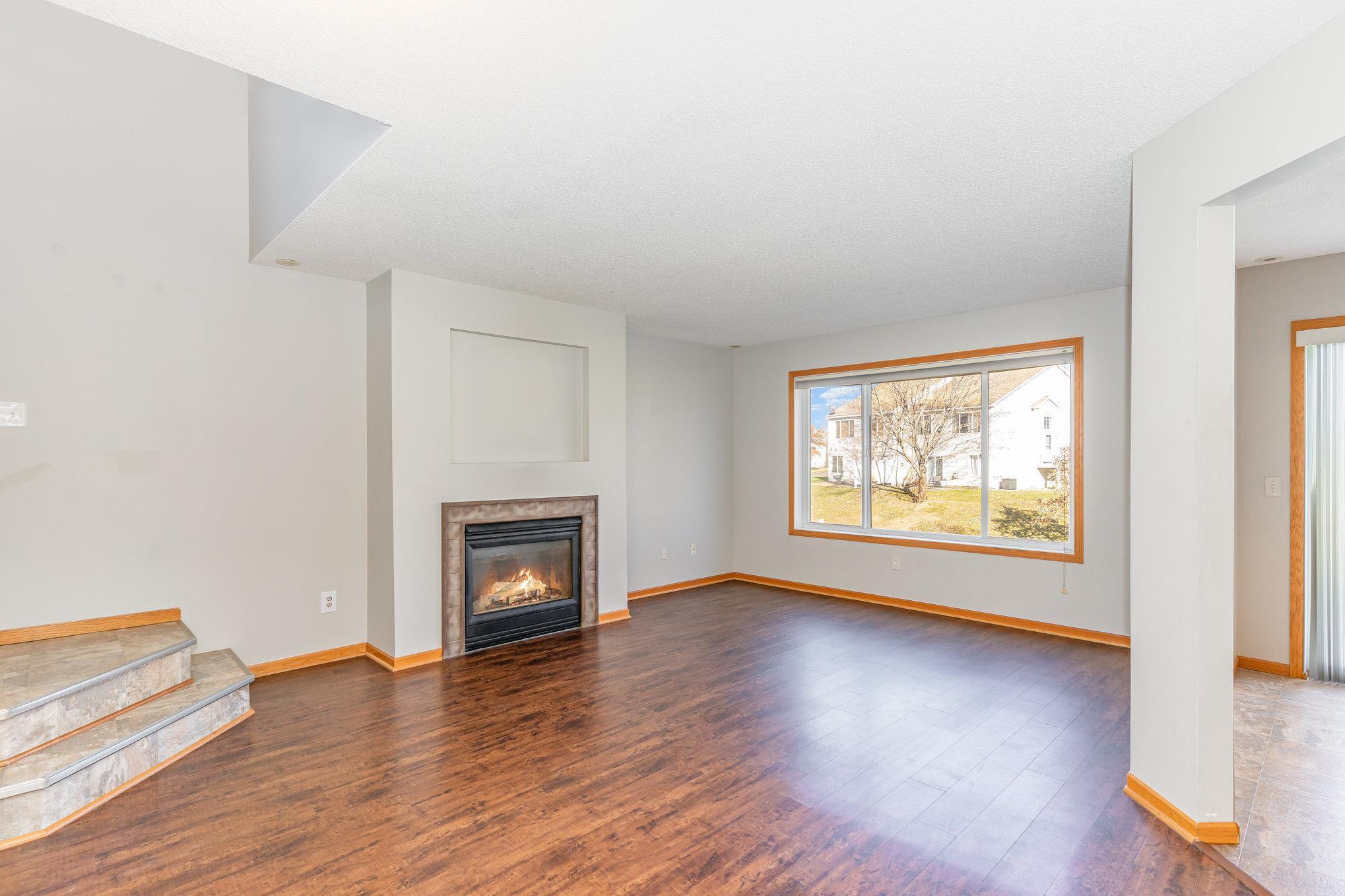 15684 Finewood Court Apple Valley, MN 55124 - Photo 11 of 27