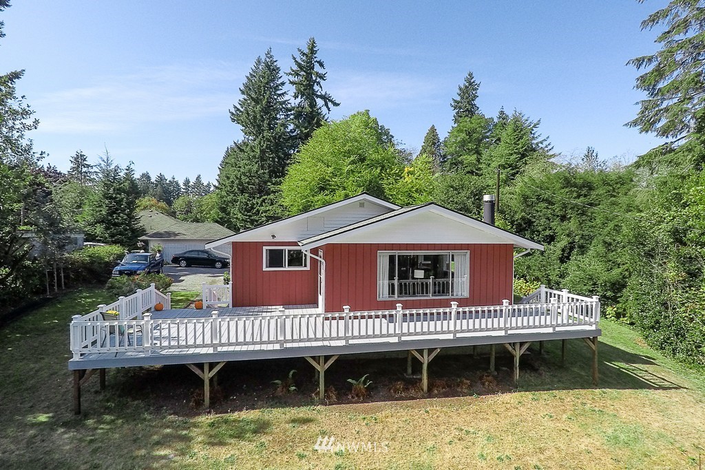 5724 Cady Road Everett, WA 98203 - Photo 1 of 25