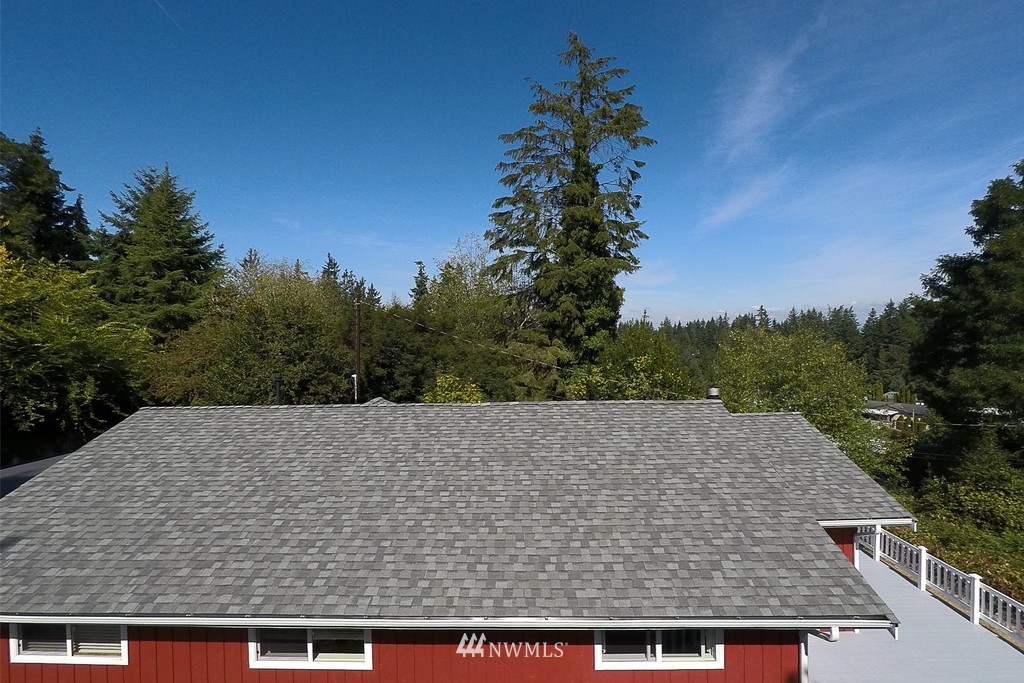 5724 Cady Road Everett, WA 98203 - Photo 4 of 25