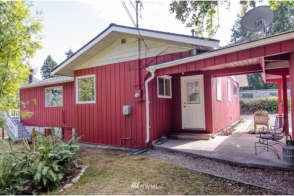 5724 Cady Road Everett, WA 98203 - Photo 10 of 25