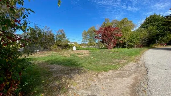 $26,900 | 11 Lovelace Street, Eastport, ME 04631