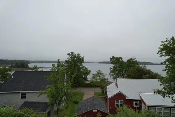 $26,900 | 11 Lovelace Street, Eastport, ME 04631