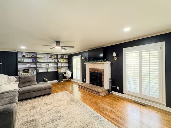 $459,900 | 1506 Hillwood Circle, Lafayette, TN 37083