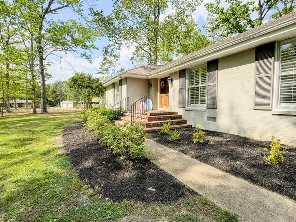 $459,900 | 1506 Hillwood Circle, Lafayette, TN 37083