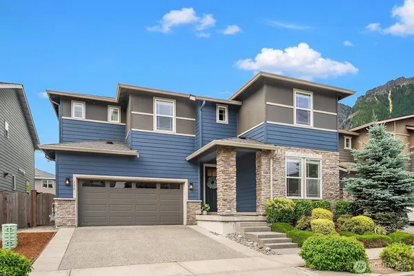 $1,250,000 | 336 Zemp Way Northeast, North Bend, WA 98045