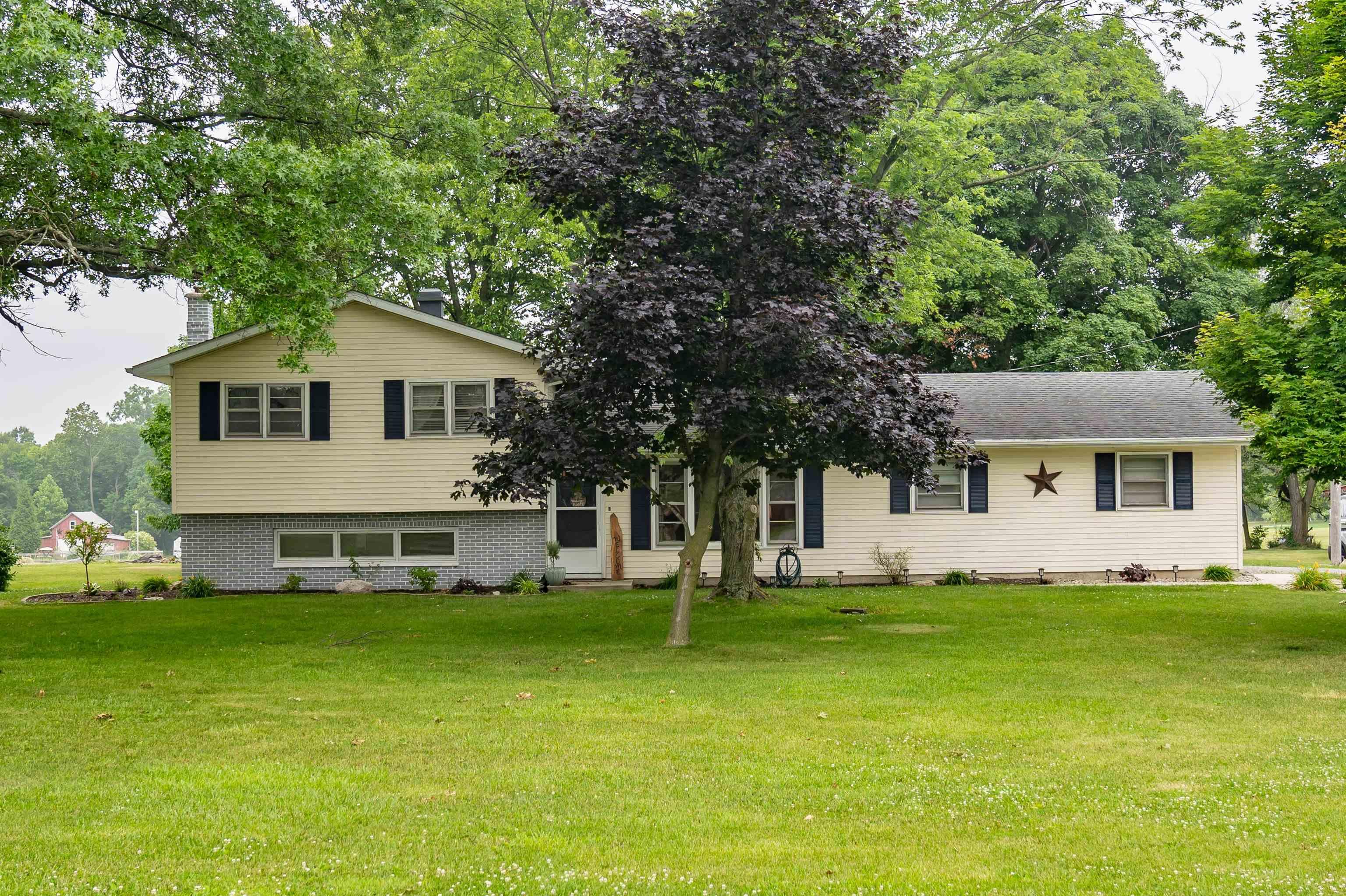 9624 Trentman Road Fort Wayne, IN 46816 - Photo 4 of 33