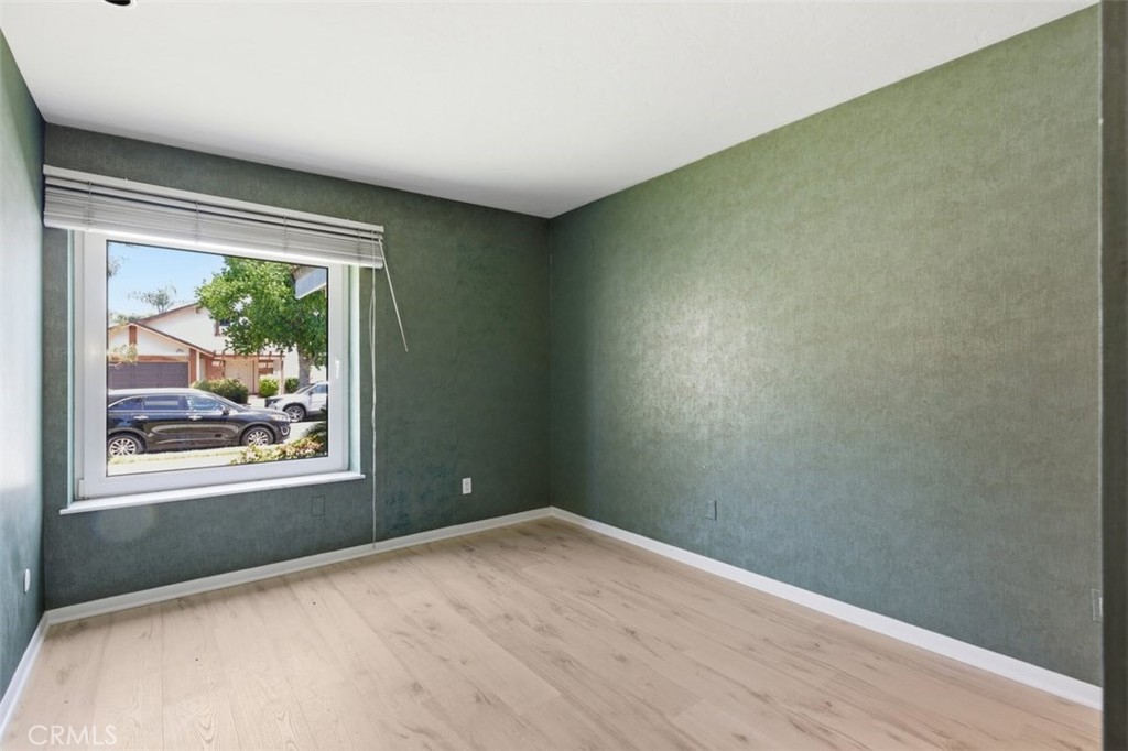 6307 Rhea Avenue Tarzana, CA 91335 - Photo 12 of 18 2nd Bedroom