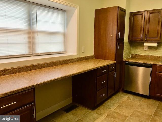 14269 Calvert Street Solomons, MD 20688 - Photo 7 of 20 Gallery Image 7