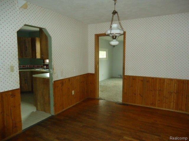 11670 Grafton Road Carleton, MI 48117 - Photo 11 of 16 DSC07236.JPG