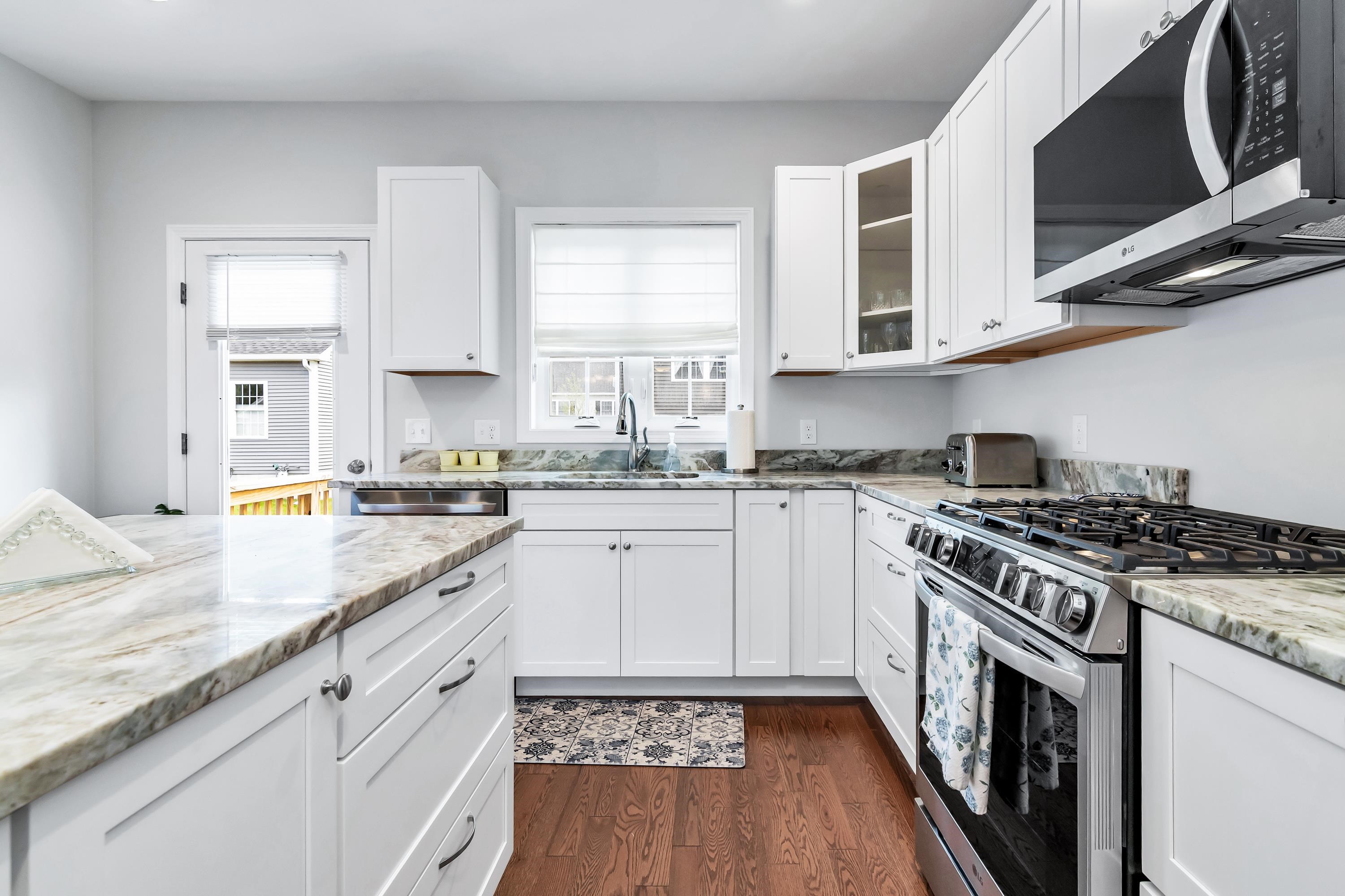 9 Venus Way, Unit 23 Pelham, NH 03076 - Photo 7 of 19