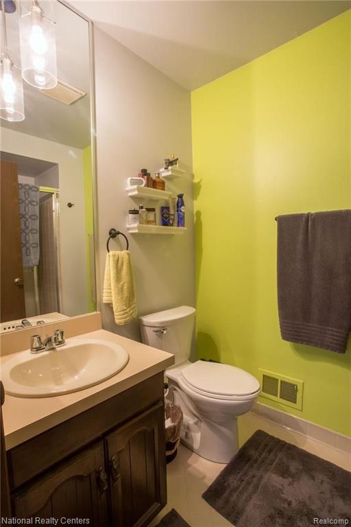 384 Prospect Drive Rochester Hills, MI 48307 - Photo 20 of 32