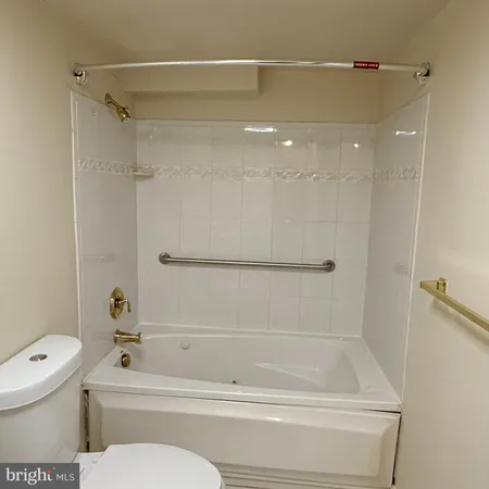 $1,800 | 33 Randolph Place Northwest, Unit B, Washington, DC 20001