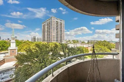 $324,000 | 5000 Montrose Boulevard, Unit 6A, Houston, TX 77006