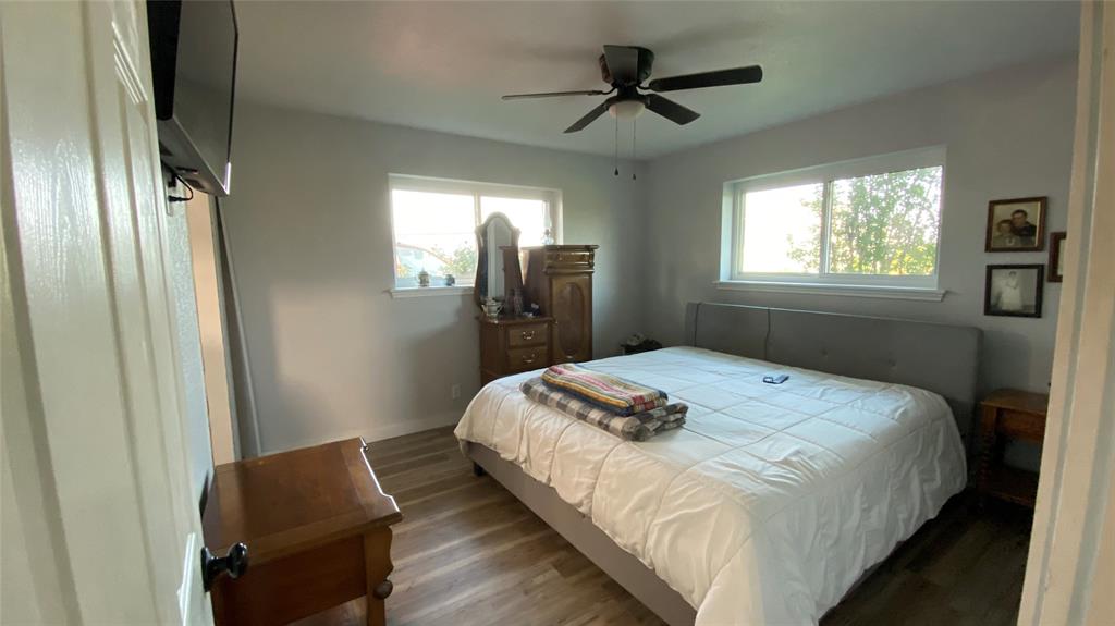 2598 Refuge Road Sherman, TX 75092 - Photo 11 of 24 Master Bedroom