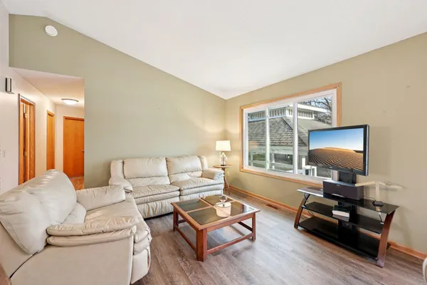 $399,900 | 212 Greenbriar Lane, Buffalo, MN 55313