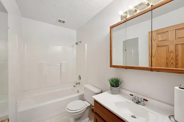 $399,900 | 212 Greenbriar Lane, Buffalo, MN 55313