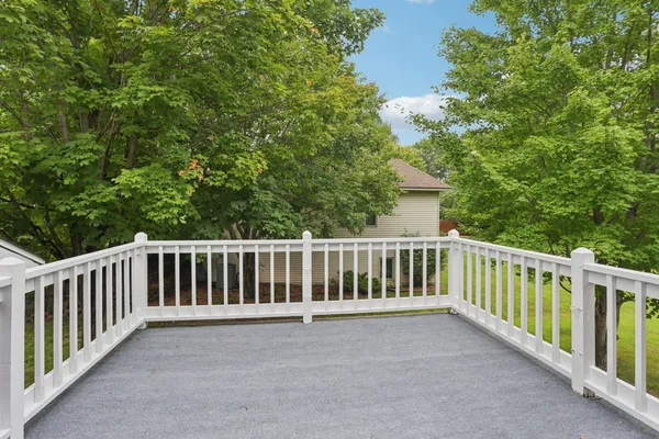 $399,900 | 212 Greenbriar Lane, Buffalo, MN 55313