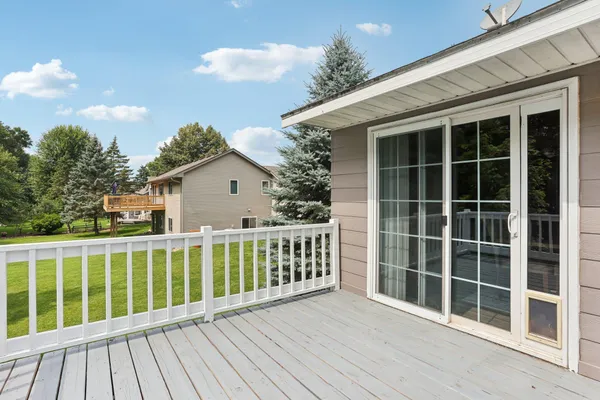 $399,900 | 212 Greenbriar Lane, Buffalo, MN 55313