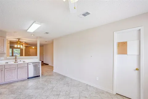 $289,000 | 5617 Wiltshire Drive, Fort Worth, TX 76135