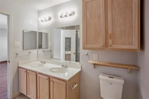 $289,000 | 5617 Wiltshire Drive, Fort Worth, TX 76135