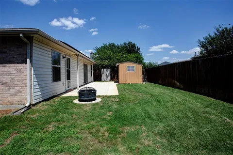 $289,000 | 5617 Wiltshire Drive, Fort Worth, TX 76135
